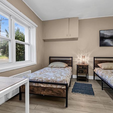 Beautiful 2 Bdr South Shore Montreal Longueuil Bagian luar foto