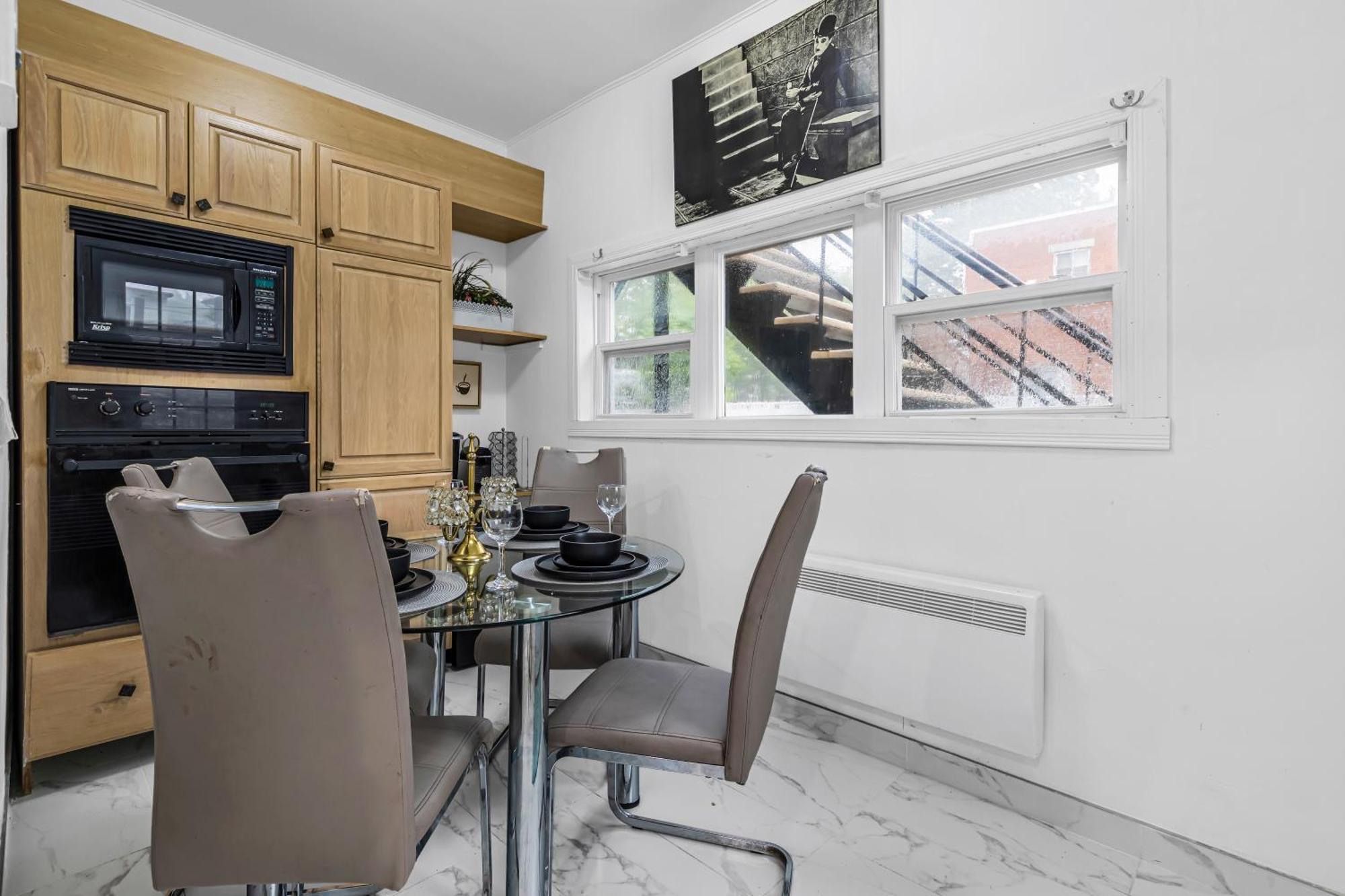 Beautiful 2 Bdr South Shore Montreal Longueuil Bagian luar foto