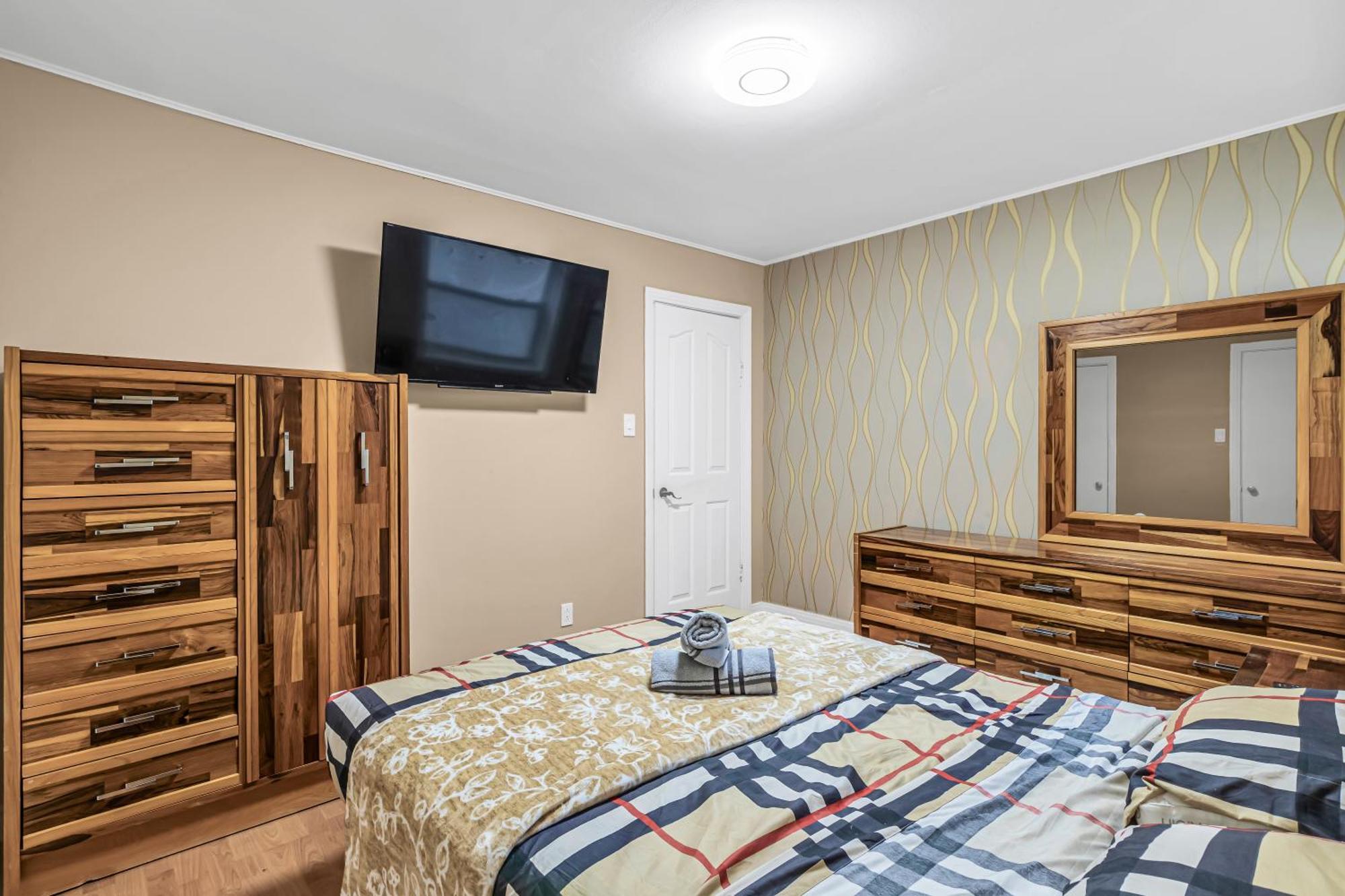Beautiful 2 Bdr South Shore Montreal Longueuil Bagian luar foto